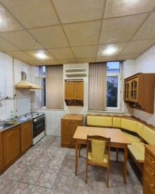 Nerimnaovda 2 otaqli kohne tikili ev qiymeti, -9