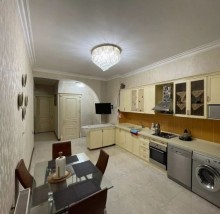 Satılır Yeni Tikili, Nərimanov.r-10