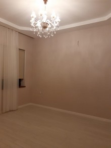 Suvalanda bag evi satilir hovuzu var, -10