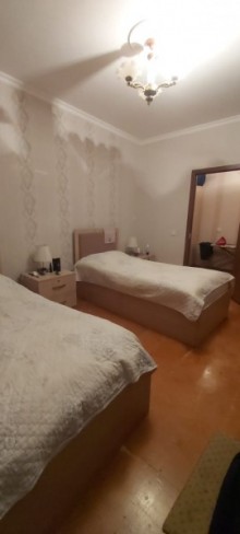 2 otaqli köhnə tikili ev Hezi Aslanov m, -13