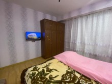 Satılır Yeni Tikili, Nizami.r, Qara Qarayev.m-10