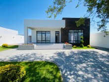 Daimi yaşamaq üçün münasib yola yaxın villa satılır, -1
