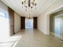 Daimi yaşamaq üçün münasib yola yaxın villa satılır, -10