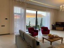 merdekanda satilan evler modern üslubu ilə seçilir., -4