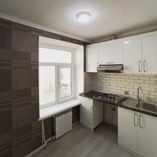 Azadlıq prospekti 2 otaqli köhnə tikili evlər, -8