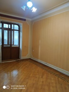 Nerimanovda 3 otaqli köhnə tikili evlər, -2