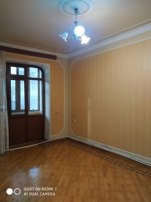 Nerimanovda 3 otaqli köhnə tikili evlər, -8