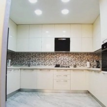 Ipotekaya yararli menzil satilir Nerimanovda, -5