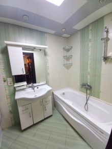 azadliq metrosunda 2 otaqli yeni tikili evlər, -12