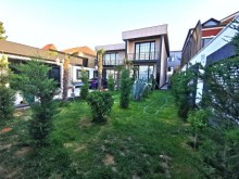 Mərdəkanda Dalğa Beach çimərliyi yaxınlığında dənizə 5 dəqiqə məsafədə gözəl villa satılır, -3