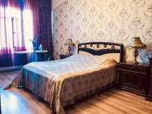 Gənclikdə Zoopark yanında 4 otaqlı mənzil satılır, -17