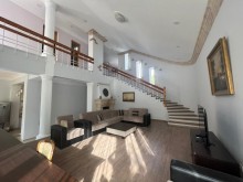 Badamdarda 2 mərtəbəli kirayə villa, -4