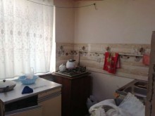 xirdalanda 2 otaqli köhnə tikili evlər, -5