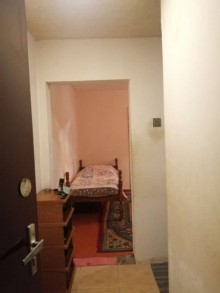 xirdalanda 2 otaqli köhnə tikili evlər, -7