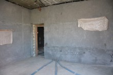Masazırda Yeni Bakı yaşayış komleksi yaxınlığında həyət evi satılır, -15
