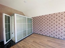 Bravoya yaxın bir mərtəbəli mansardlı yeni ev satılır, -7