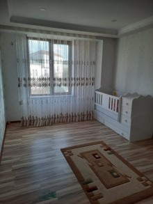 Kirayə  ev 3 mertebe 9 otaq, -18