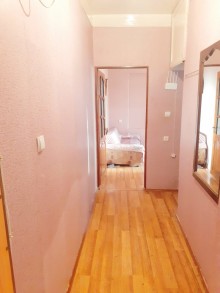 Ehmedlide 555 servisin yaxinliqinda lelinqrad lahiyəli ev satilir, -6