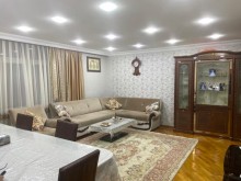 Hazi aslnovda 3 otaqli köhnə tikili evlər, -2
