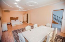 Badamdarda, Gelin Qaya restoranin arxasinda (Aylıq) Villa, -13