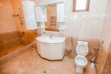 Badamdarda, Gelin Qaya restoranin arxasinda (Aylıq) Villa, -16