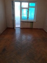 Qara qarayevde kohne binalarda menzil satilir, -6