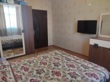 Ehmedlide  otaqli menzil yeni binada, -9