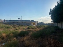 "Shuvalan Villas" yasayis kompleksini ve demiryolu xettini kecdikden sonra torpaq sahesi satilir, -2