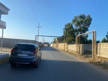 "Shuvalan Villas" yasayis kompleksini ve demiryolu xettini kecdikden sonra torpaq sahesi satilir, -5
