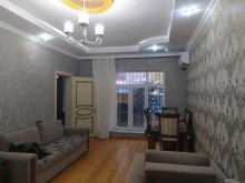 Xırdalanda məktəbə, avtobus dayanacağına  2 mertebeli ev satilir, -9