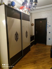 hazi aslanovda yeni tikili binada 2 otaqli menzil satilir, -5