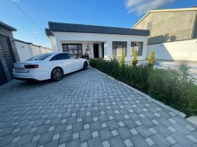 Merdekan qesebesinde 4 sot torpaq sahesinde insa edilmish 1 mertebeli villa, -2
