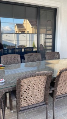 Merdekan qesebesinde 4 sot torpaq sahesinde insa edilmish 1 mertebeli villa, -10