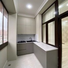 Qis parki yaxinliginda 2 otaqli menzil satilir, -3