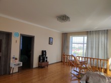 Novxanı bağlar massivində prestijli yerdə 2 mərtəbəli Yeni tikili  Bağ evi, -15