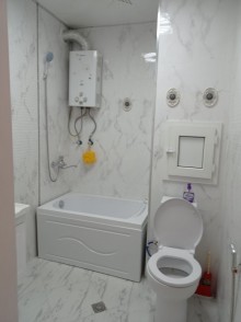 kiraye evler azadliq terefde 2 otaq, -2