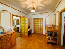 Sahanda kohne bag evi satilir 32 sot topraq sahesinde, -13
