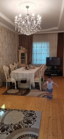 Xirdalan kruquna yaxin 2 mertebeli ev satilir, -3