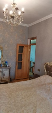 Xirdalan kruquna yaxin 2 mertebeli ev satilir, -11