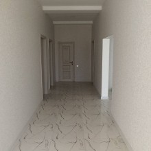 Villa merdekan Bravo marketden cem markete geden yolun ustunde ucuz qiymete bag evi, -8