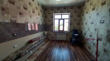 novxani araz market etrafinda 2 mertebeli heyet evi satilir, -13