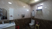 novxani araz market etrafinda 2 mertebeli heyet evi satilir, -15