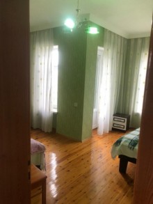 novxanida sariqaya baglarinda heyet evlri, -17
