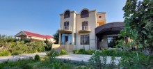 Villa Novxanı bag evleri massivinde yerləşir və bütün əşyaları ilə birlikdə satılır, -1