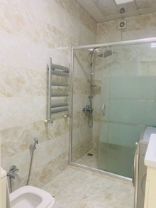 yasamalda alabali bagcasina yaxin 3 otaqli menzil satilir., -2