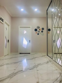 yasamalda alabali bagcasina yaxin 3 otaqli menzil satilir., -4