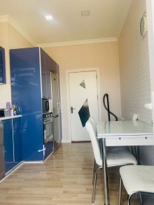 yasamalda alabali bagcasina yaxin 3 otaqli menzil satilir., -6
