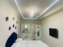 yasamalda alabali bagcasina yaxin 3 otaqli menzil satilir., -8
