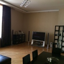 Genclikde villa satilir 3 mertebe, -10