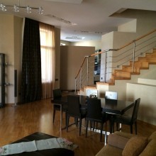 Genclikde villa satilir 3 mertebe, -12